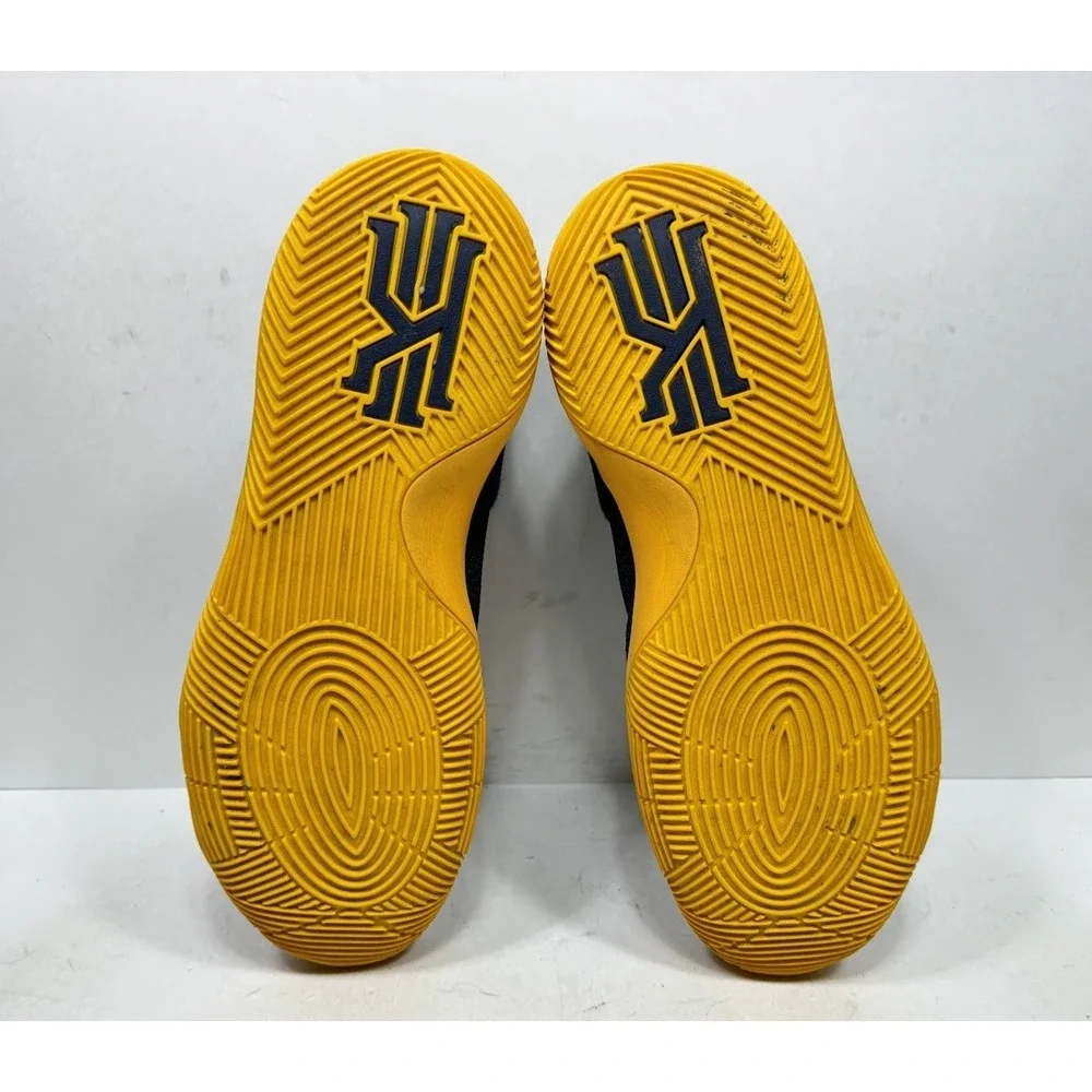 Nike Kyrie 2 Cavs Midnight Navy Yellow Mens Sz 12 Basketball Shoes 819583-447